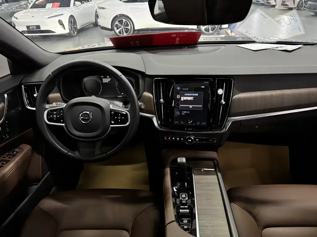Volvo V90 2021 из CN, фото 7