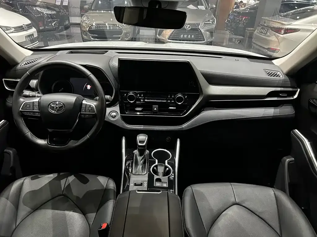 Toyota Highlander 2024 из CN, фото 3