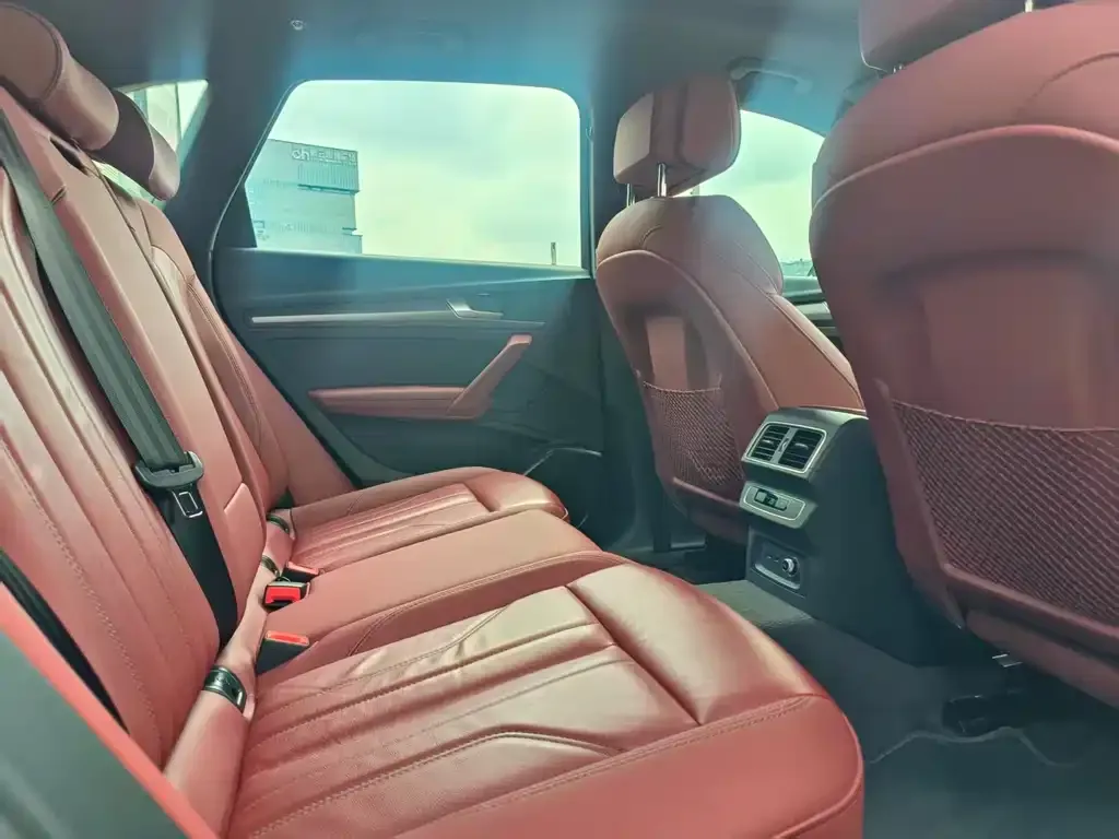 Audi Q5L 2024 из CN, фото 3