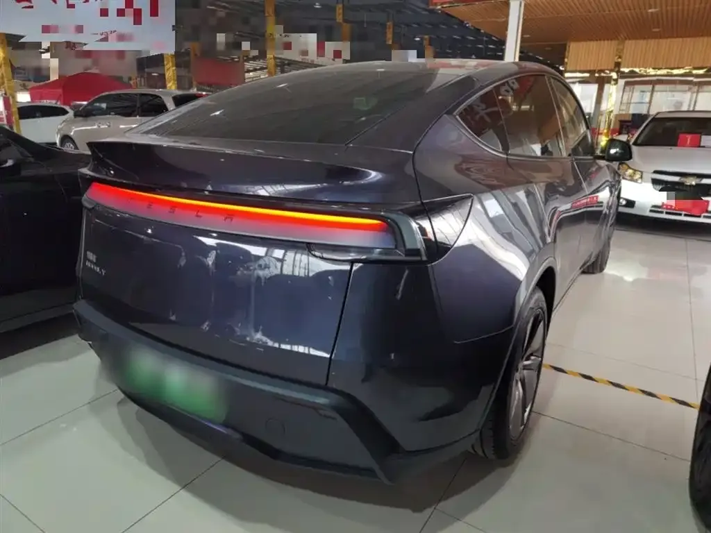 Tesla Model Y 2025 из CN, фото 9