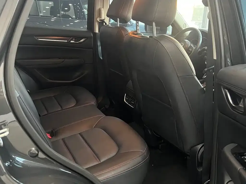 Mazda CX-5 2022 из CN, фото 2