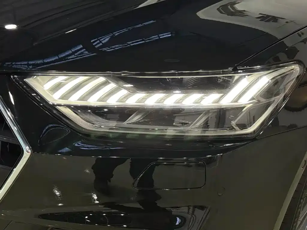 Audi A7 — фото 10
