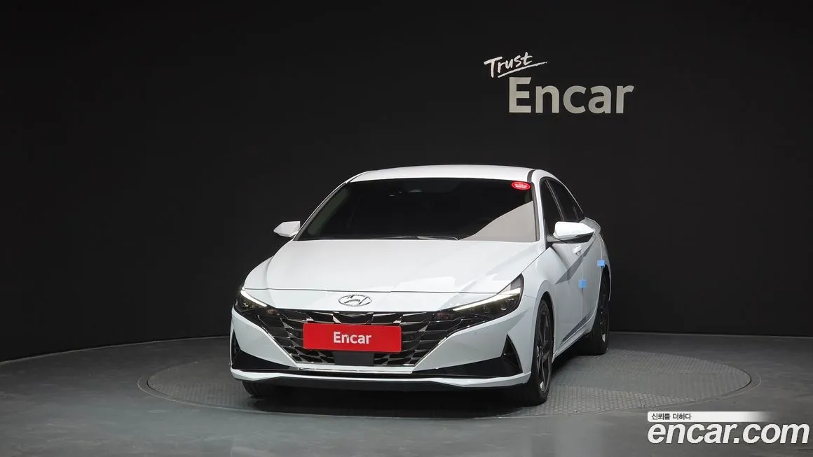 Hyundai AVANTE — фото 3