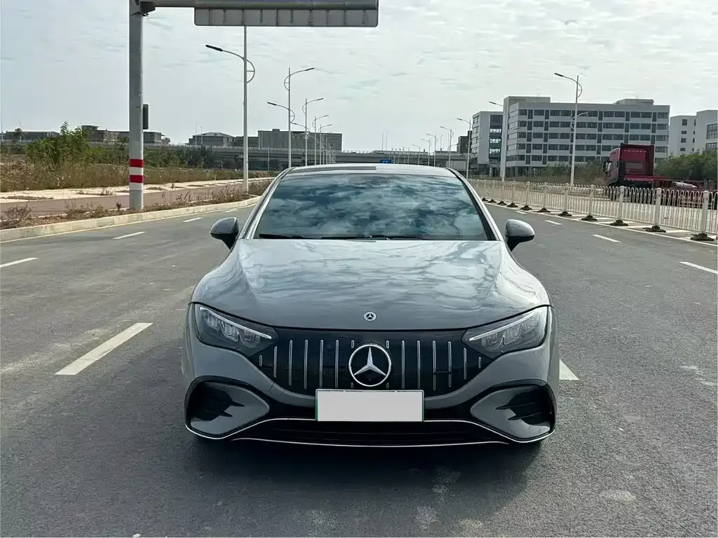 Mercedes-Benz EQE 2024 из CN, фото 2