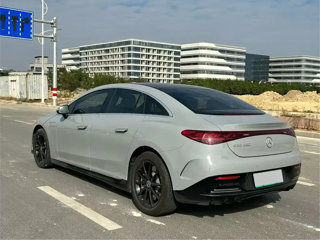 Mercedes-Benz EQE 2024 из CN, фото 6