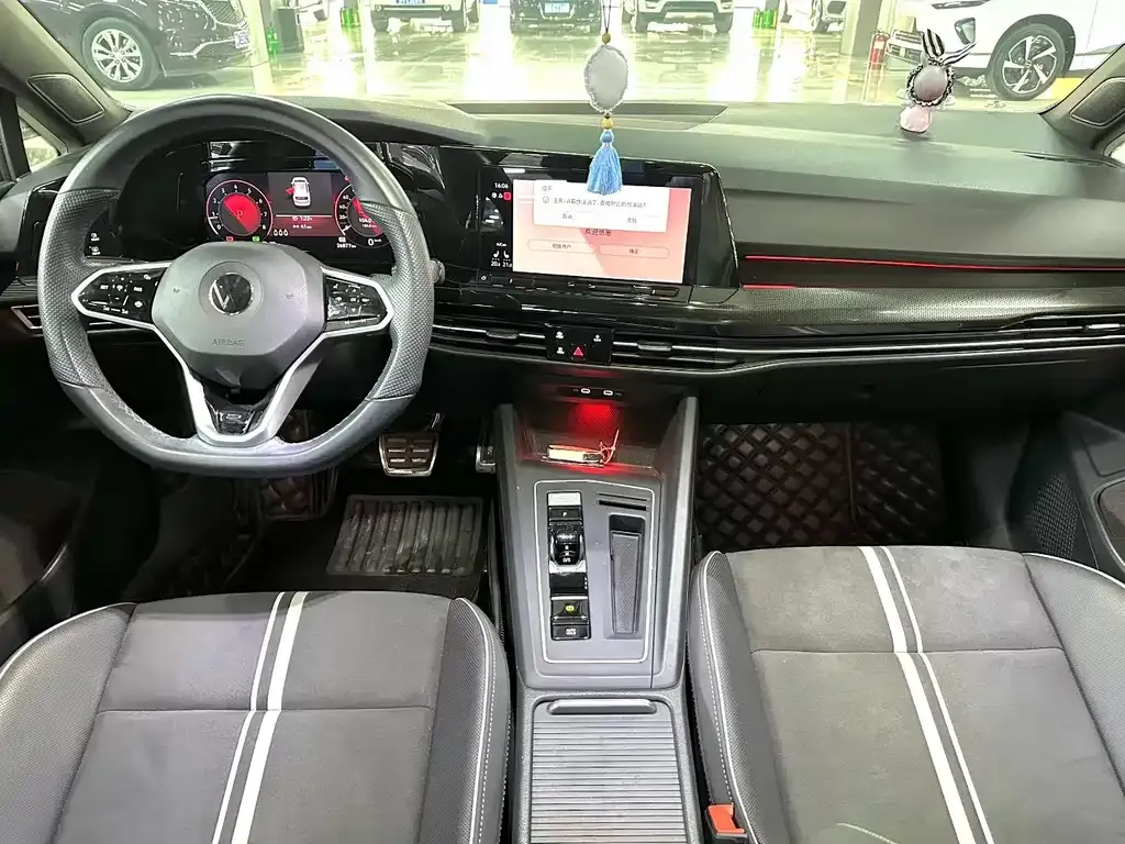 Volkswagen Golf 2022 из CN, фото 7