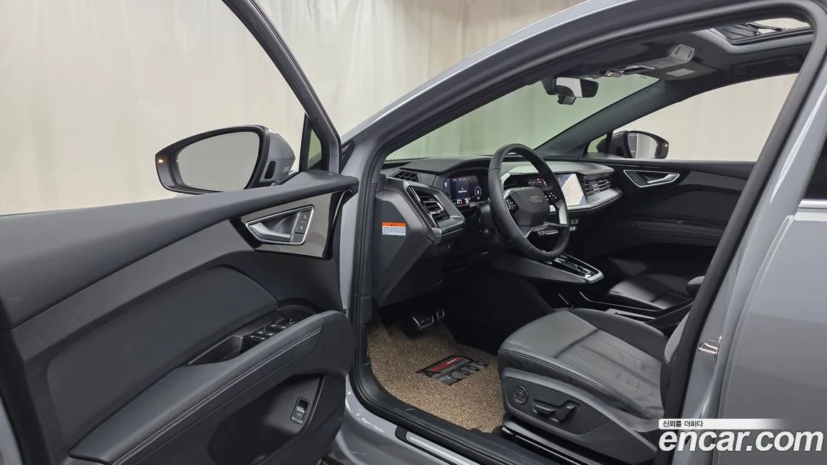 Audi Q4 e-tron 2025 из KR, фото 4