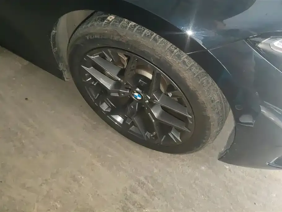 BMW 3 Series 2024 из CN, фото 2