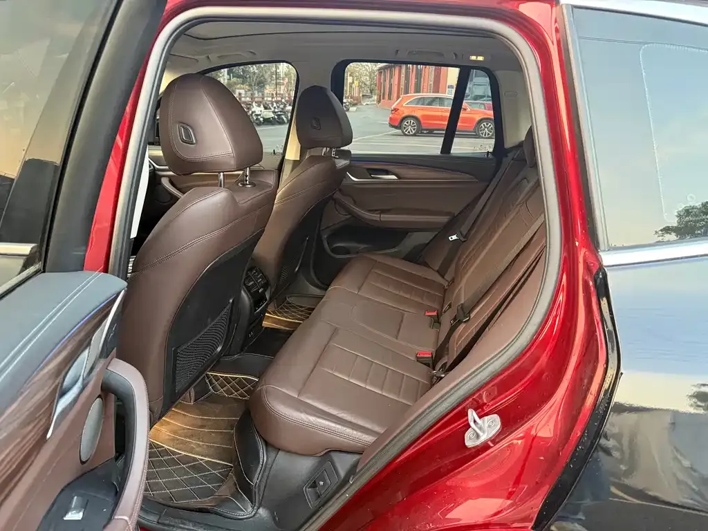 BMW X3 2021 из CN, фото 2