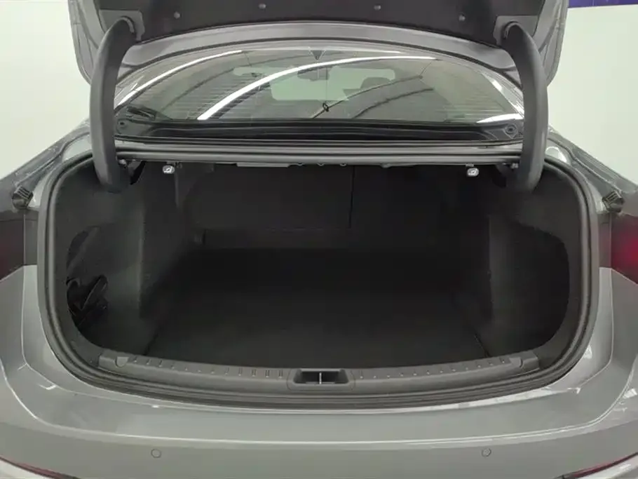 Ford Mondeo 2023 из CN, фото 4