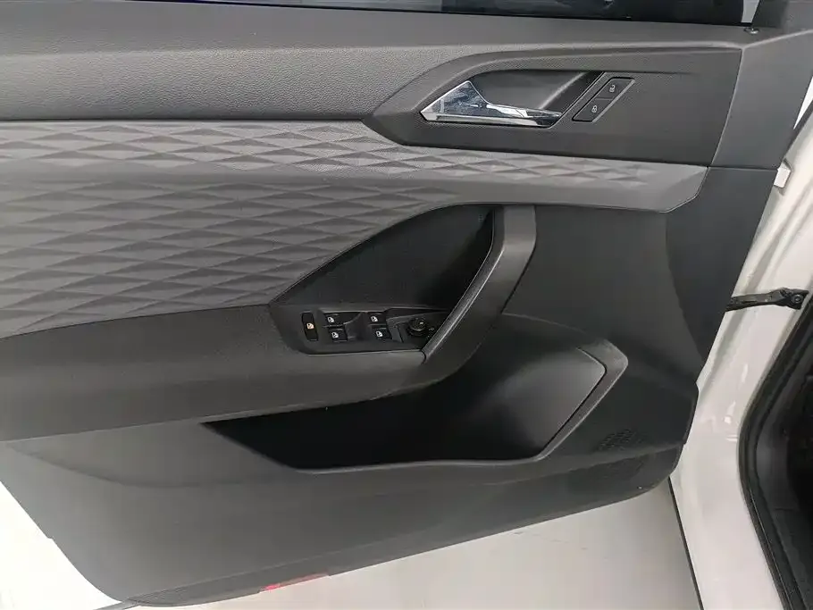 Volkswagen Tharu 2022 из CN, фото 5