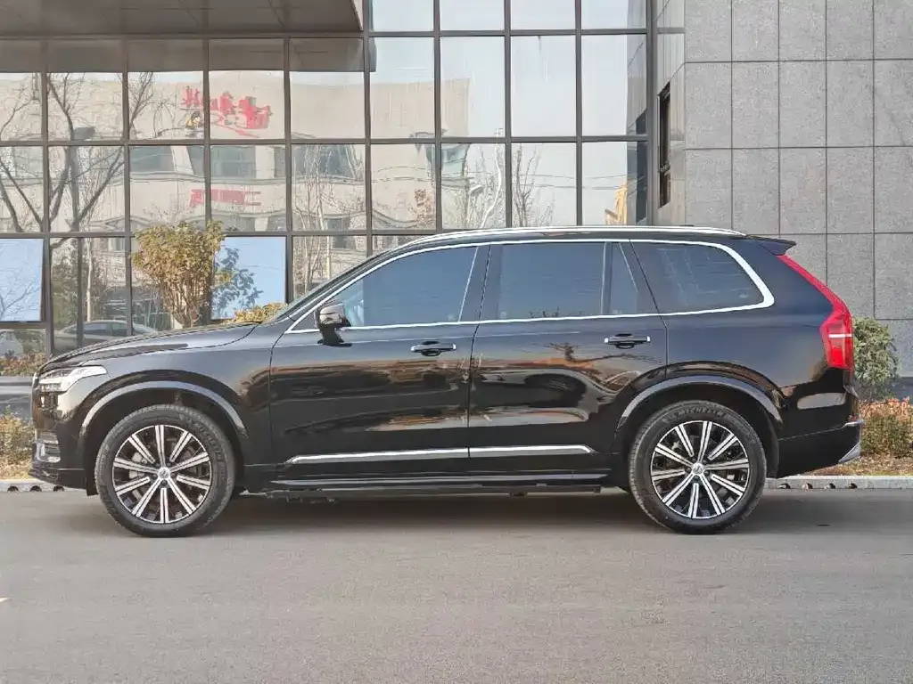 Volvo XC90 2022 из CN, фото 2