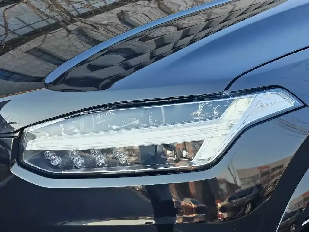 Volvo XC90 2022 из CN, фото 3