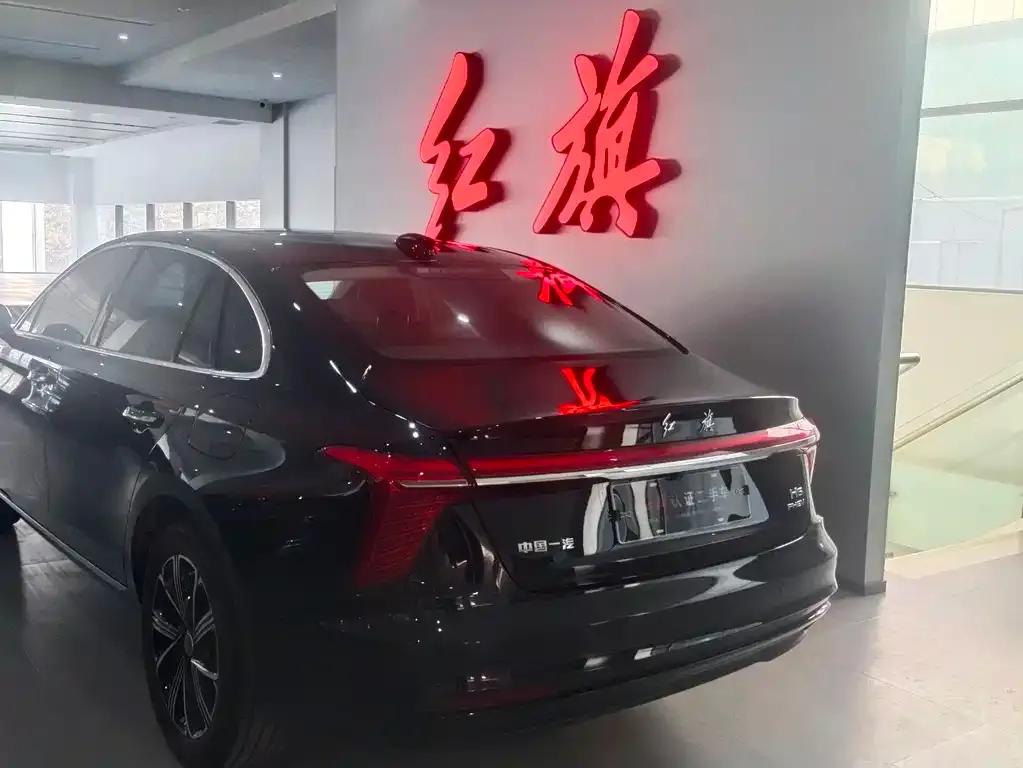 Hongqi H5 PHEV 2025 из CN, фото 5