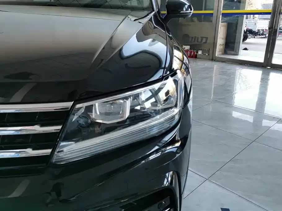 Volkswagen Tiguan L 2021 из CN, фото 5