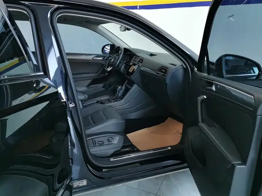 Volkswagen Tiguan L 2021 из CN, фото 7