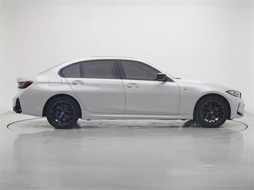 BMW 3 Series 2025 из CN, фото 6