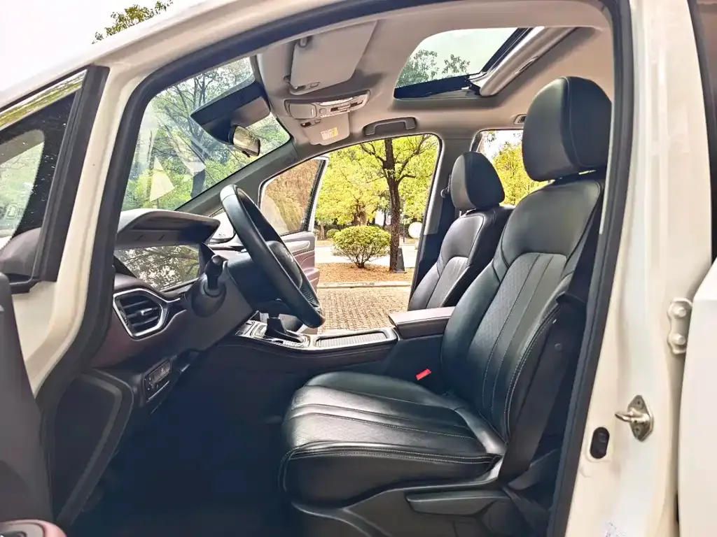 GAC Motor Trumpchi M6 2021 из CN, фото 4