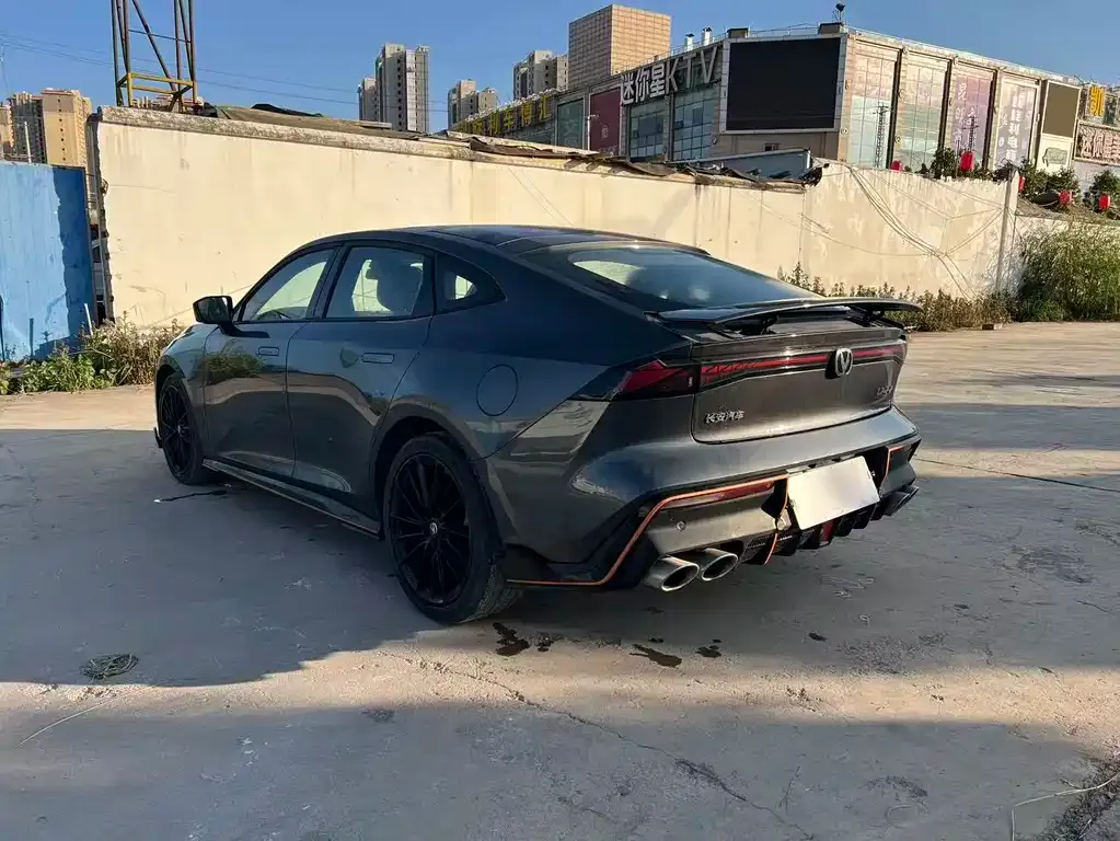 Changan UNI-V 2023 из CN, фото 2