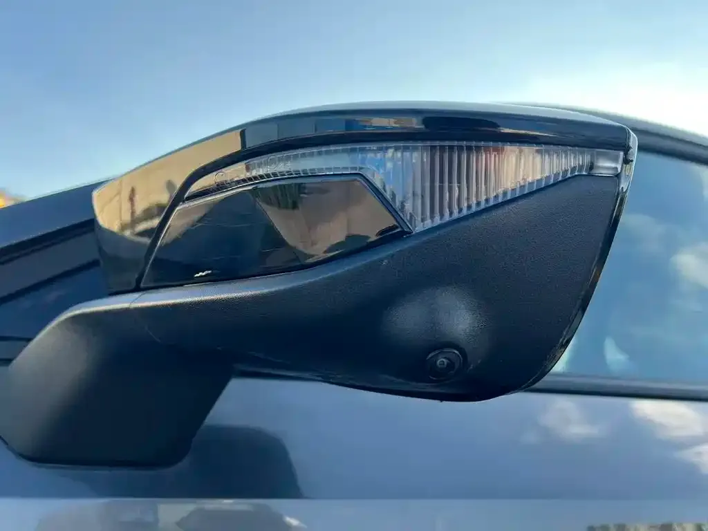 Changan UNI-V 2023 из CN, фото 5