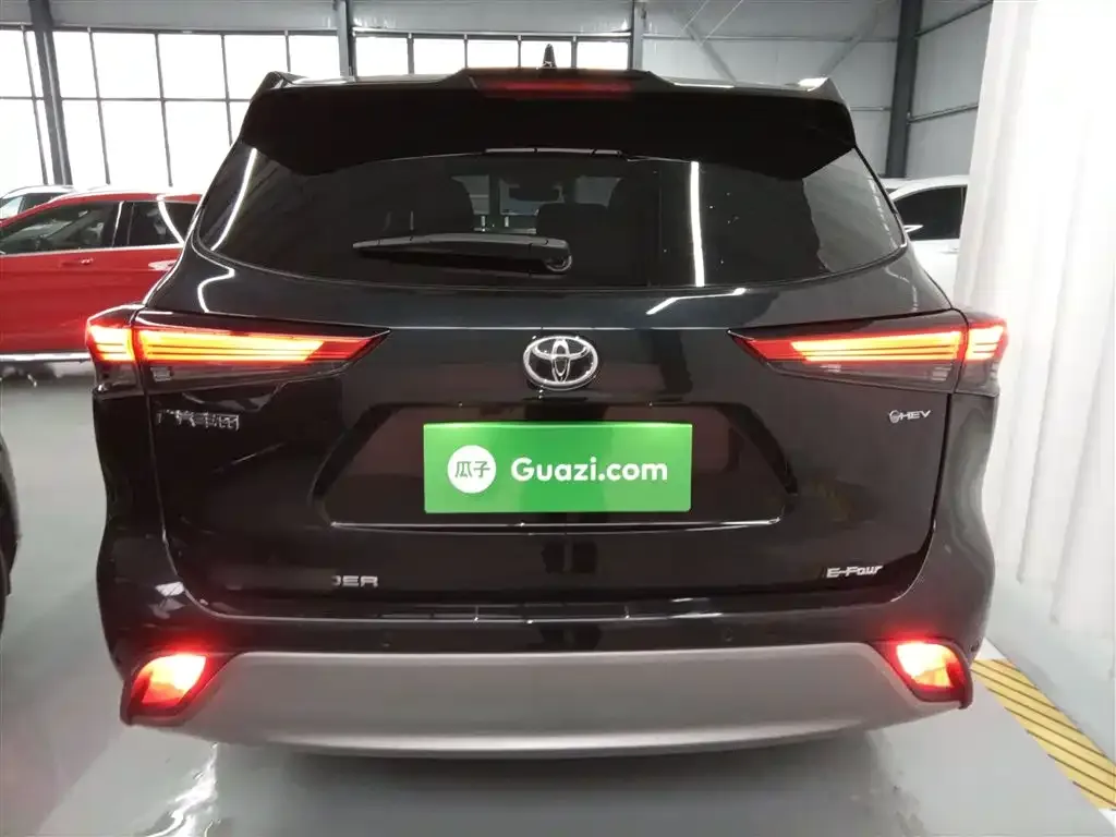 Toyota Highlander 2024 из CN, фото 7