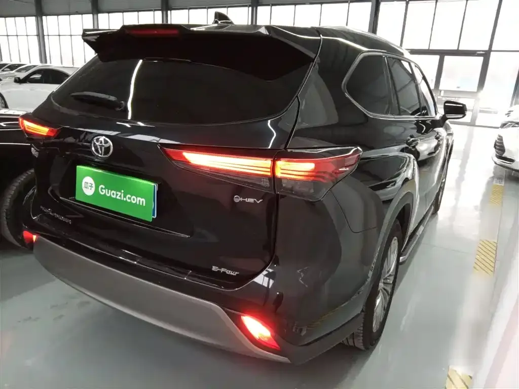 Toyota Highlander 2024 из CN, фото 3