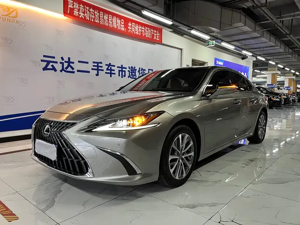 Lexus ES 2023 из CN, фото 7