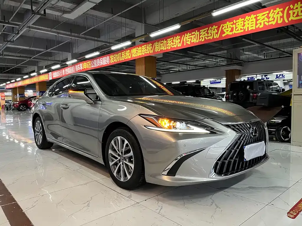 Lexus ES 2023 из CN, фото 8