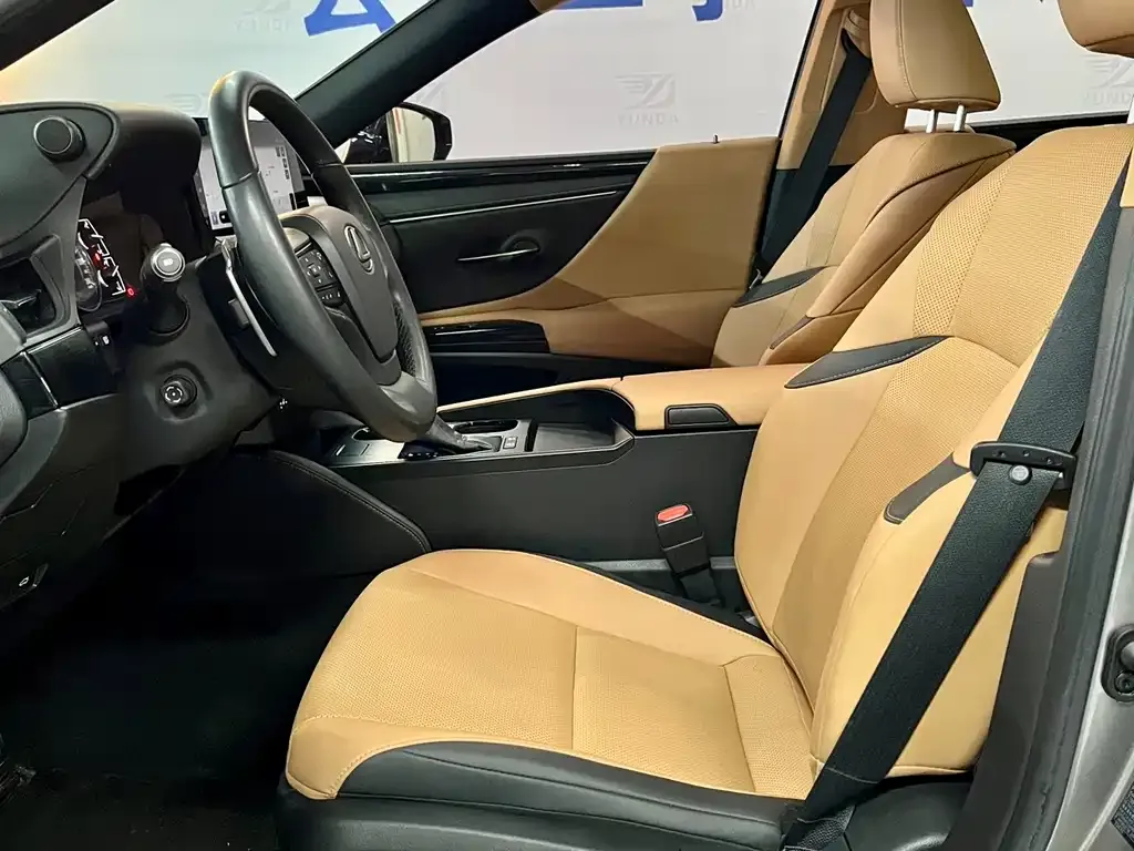 Lexus ES 2023 из CN, фото 5