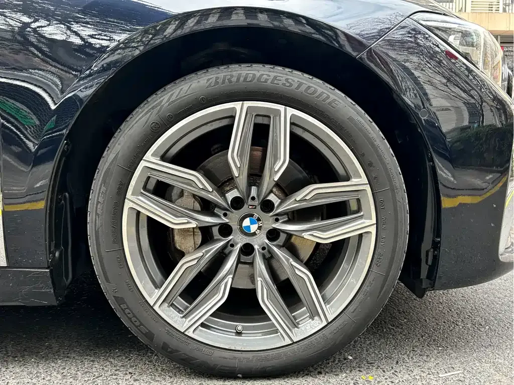 BMW 7 Series 2022 из CN, фото 9
