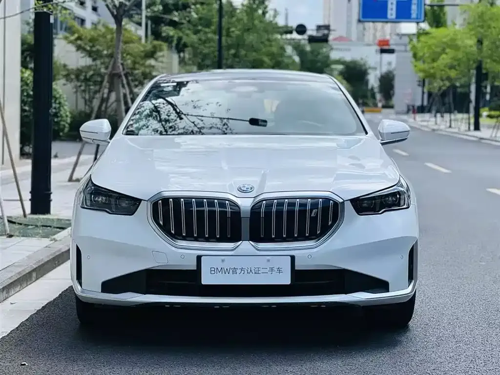 BMW i5 2024 из CN, фото 1