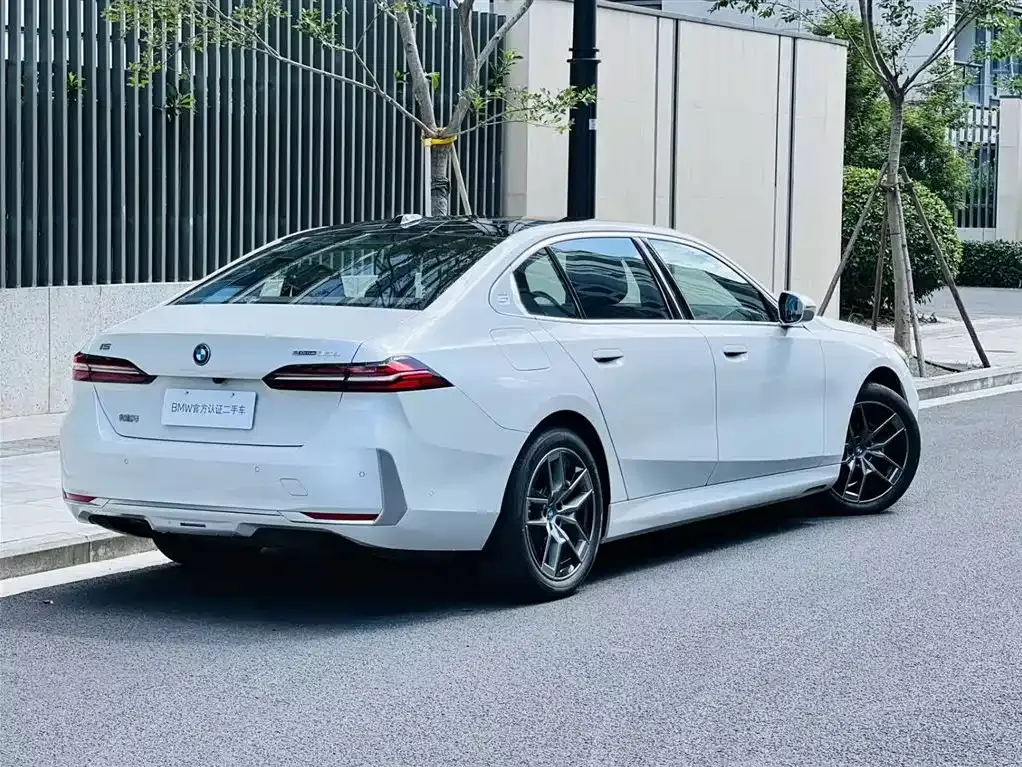 BMW i5 2024 из CN, фото 9
