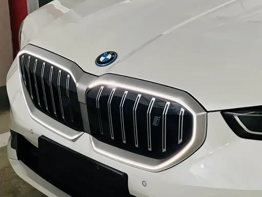 BMW i5 2024 из CN, фото 2