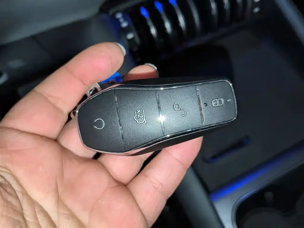 BYD Yuan Plus 2025 из CN, фото 3