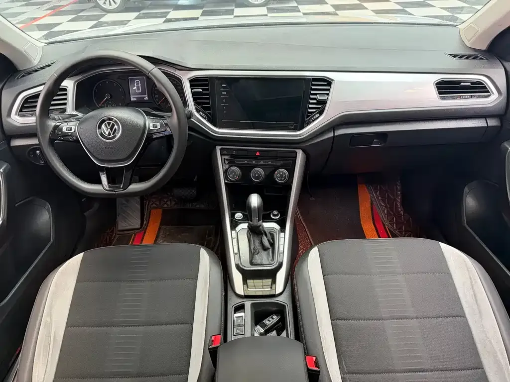Volkswagen T-Roc 2022 из CN, фото 9