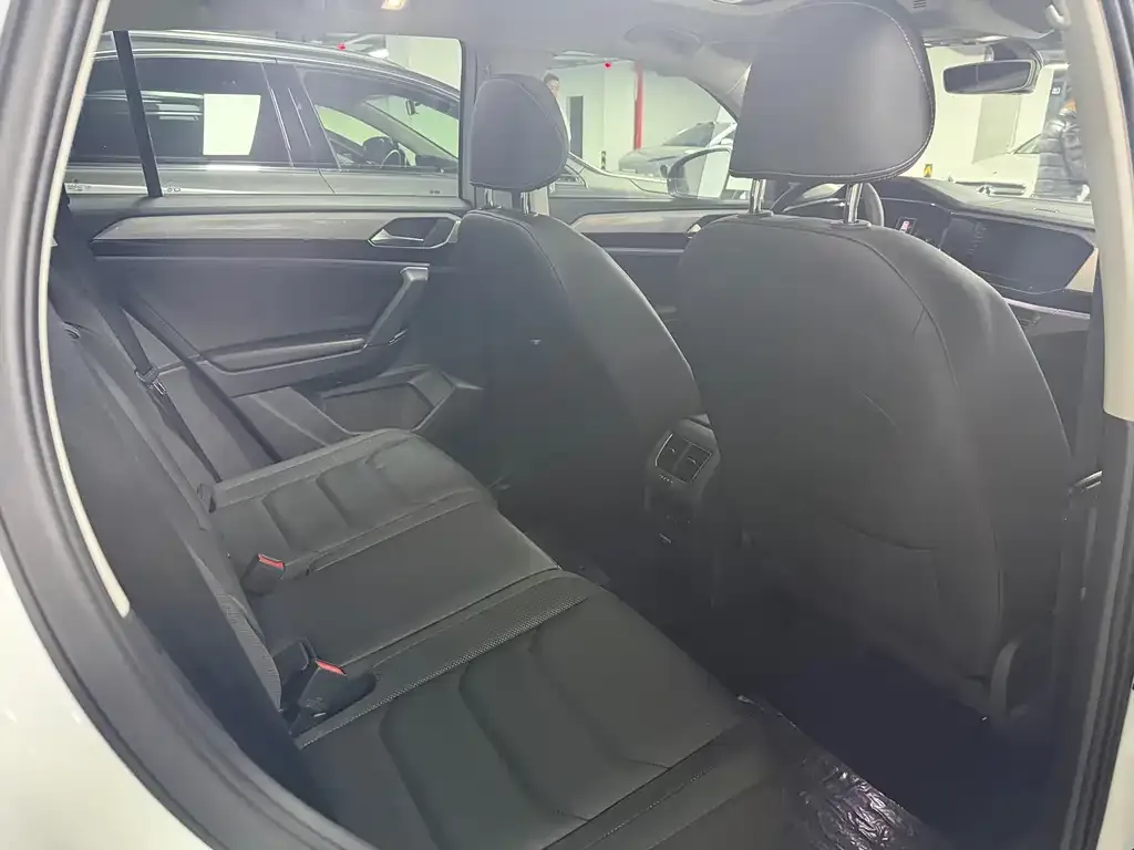 Volkswagen Tayron 2021 из CN, фото 3
