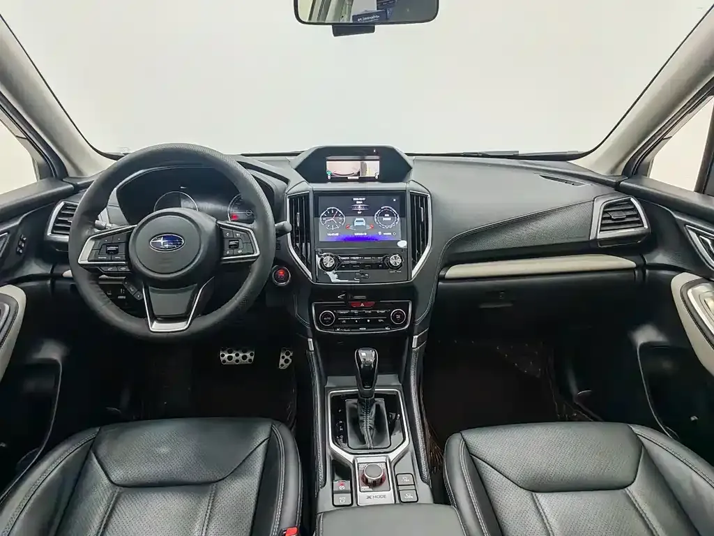Subaru Forester 2023 из CN, фото 8
