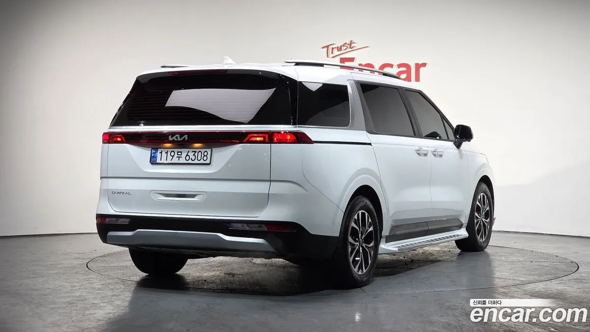 Kia Carnival 2023 из KR, фото 2
