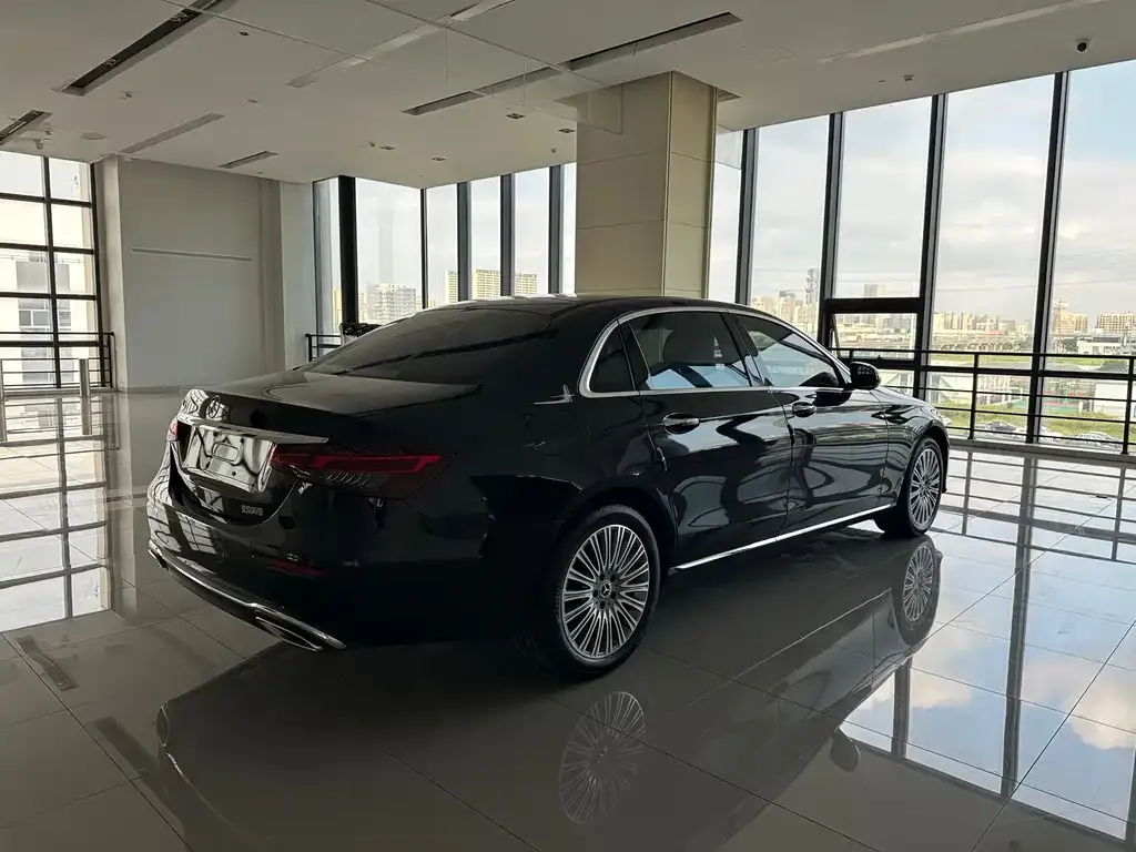 Mercedes-Benz E-Class 2023 из CN, фото 6