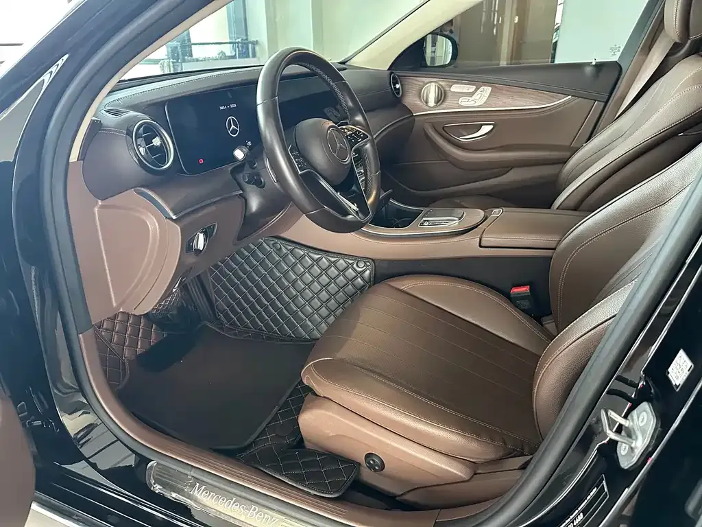 Mercedes-Benz E-Class 2023 из CN, фото 5