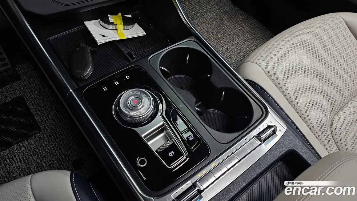 Kia Carnival — фото 10