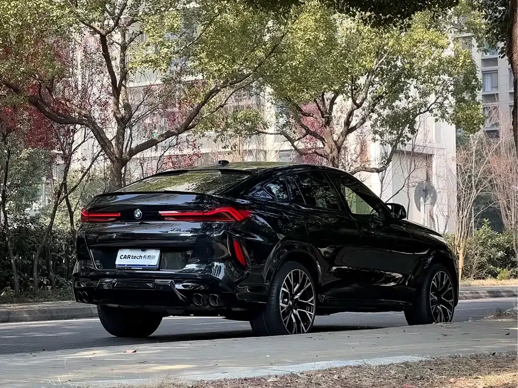 BMW X6 M 2023 из CN, фото 4