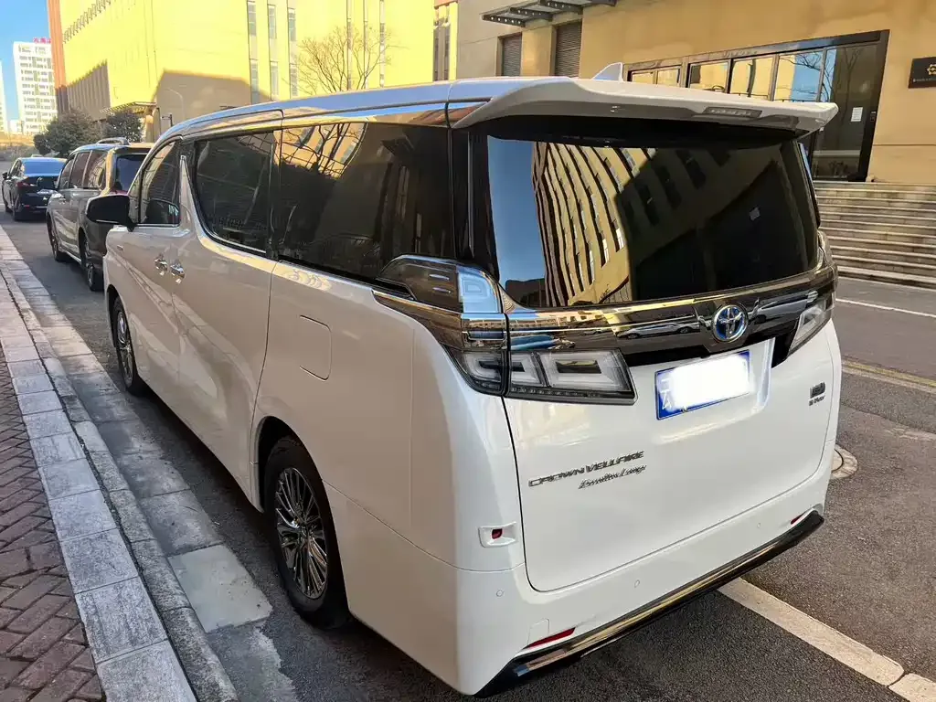 Toyota Vellfire 2022 из CN, фото 5