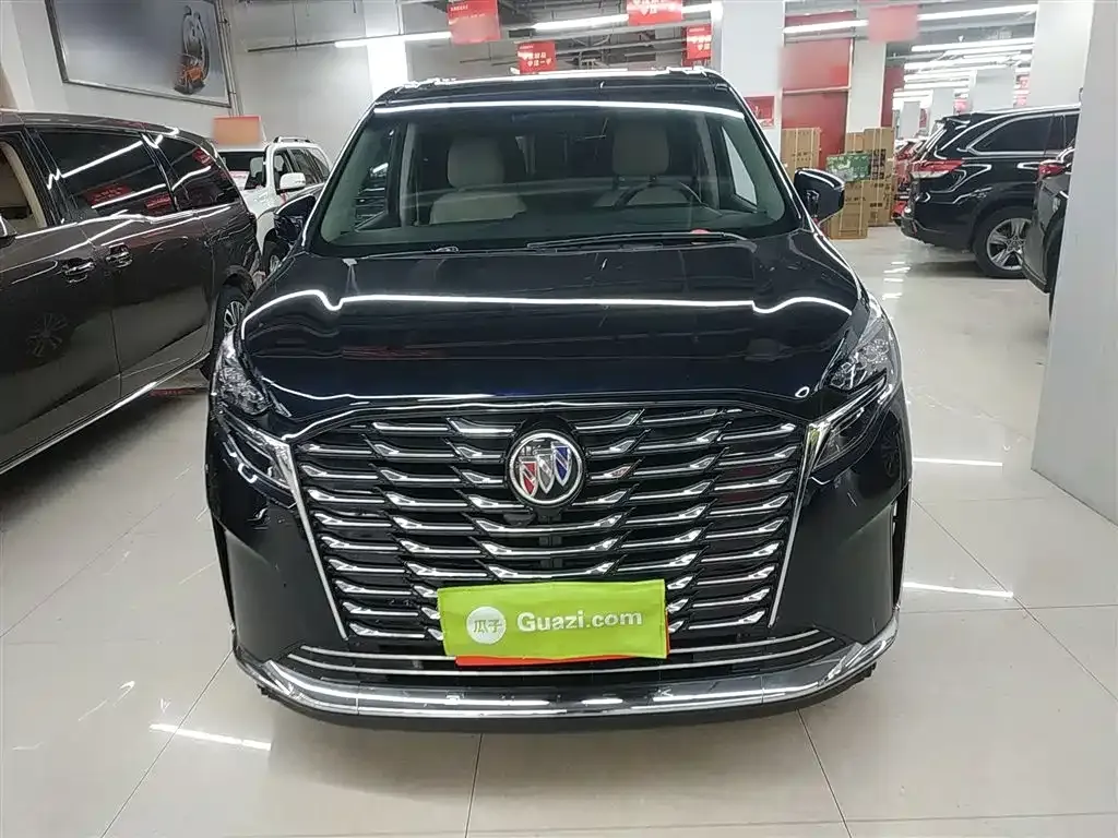 Buick GL8 2023 из CN, фото 3