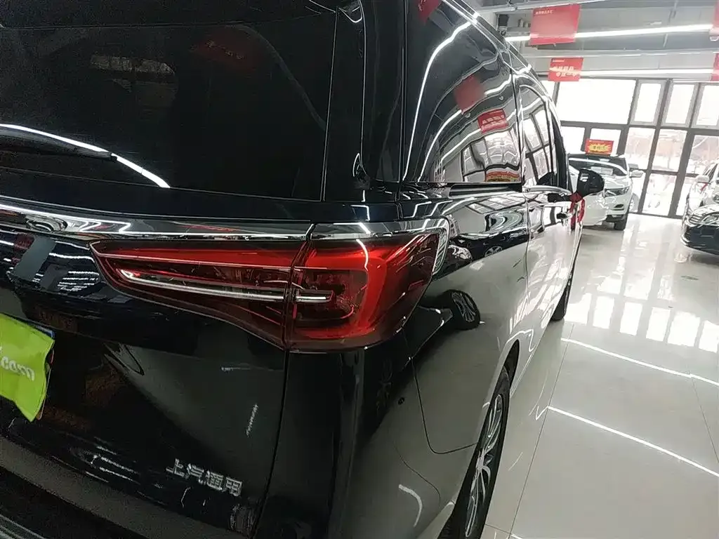 Buick GL8 2023 из CN, фото 4