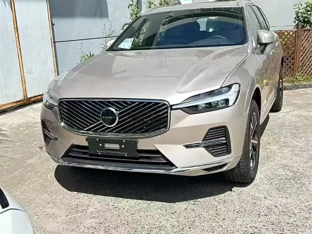 Volvo XC60 2025 из CN, фото 2