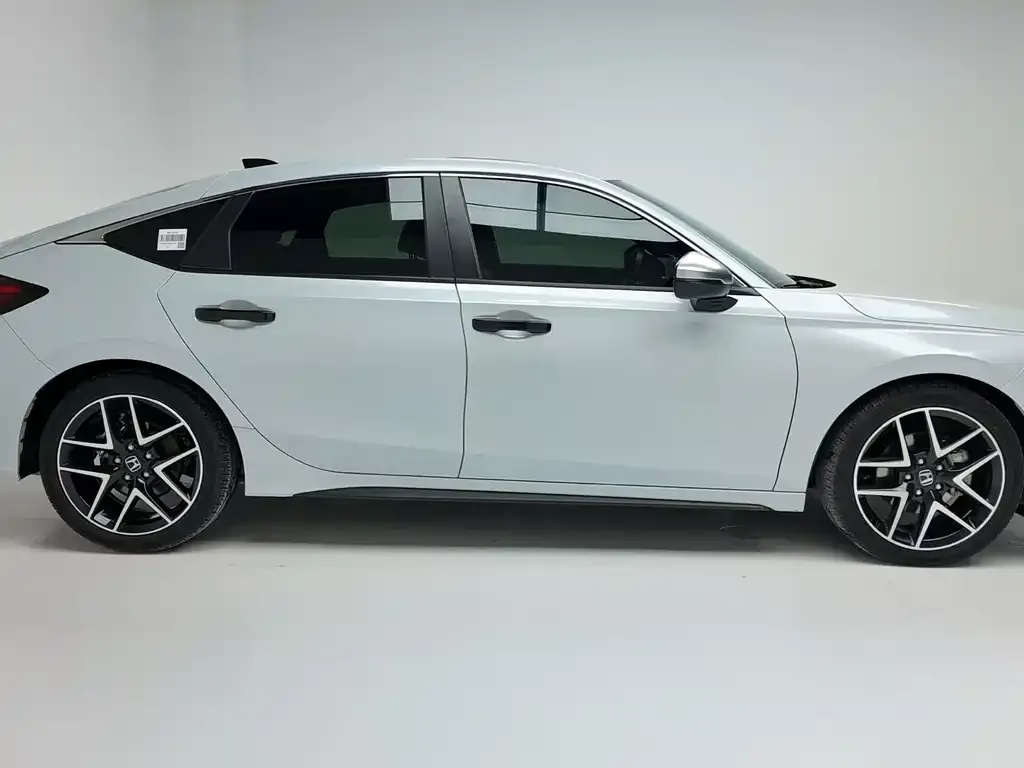 Honda Civic — фото 7