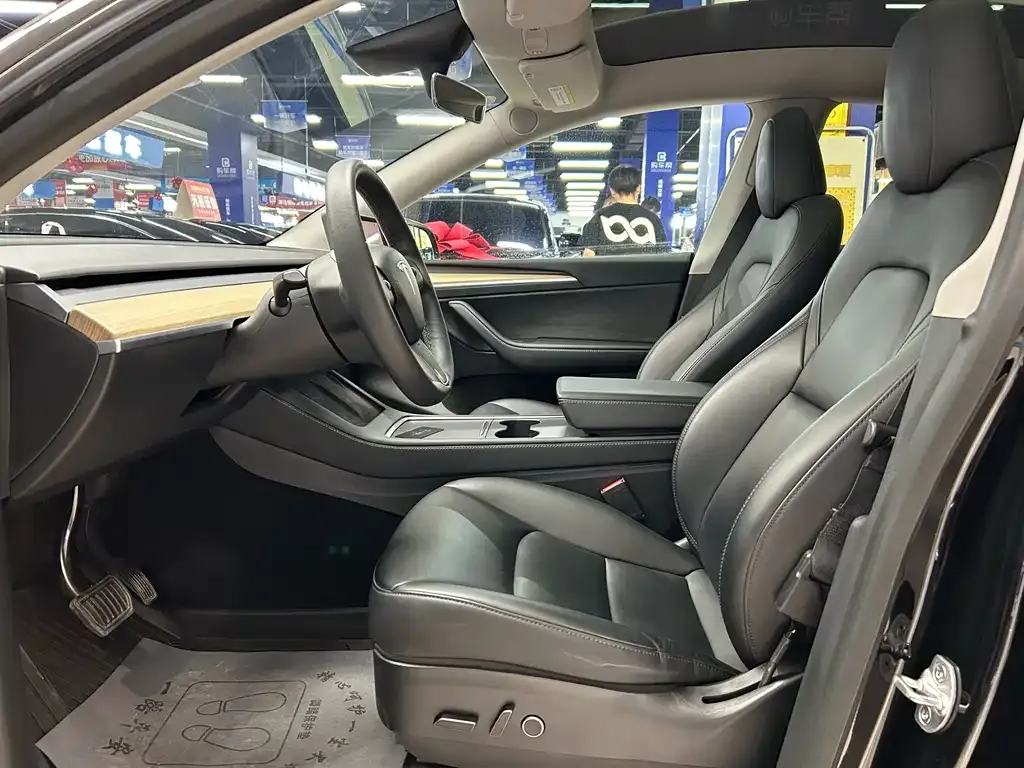 Tesla Model Y 2022 из CN, фото 4