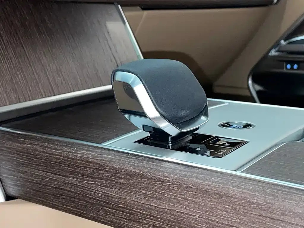 Land Rover Range Rover — фото 10