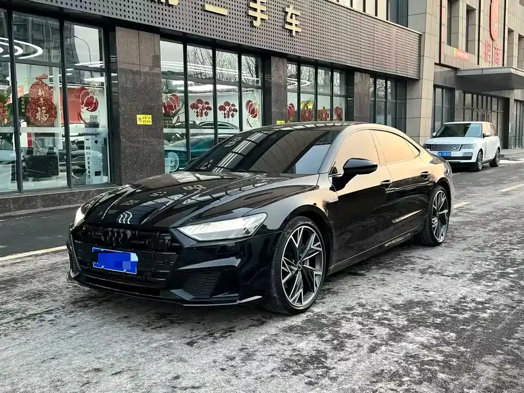 Audi A7L — фото 1